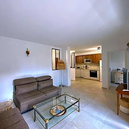 2 Pieces Lumineux A Sur Ξενοδοχείο 4*